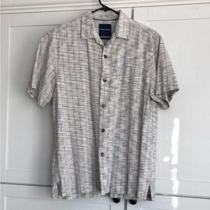Tommy Bahama - 100% Silk - Men’s Medium